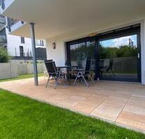 Traumhafte 2,5 Zimmer-Wohnung, vollmöbliert mit Terrasse + Garten - Dresden Cotta