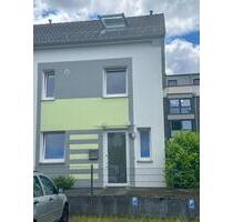 Freundliches 4-Zimmer-Haus mit Klima in Bonn-Lengsdorf