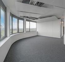 Helle Bürofläche in modernem Büroanwesen - Zimmern ob Rottweil