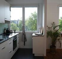 Stilvolle 2-Zimmer-Wohnung mit gehobener Innenausstattung mit EBK - Köln Lindenthal