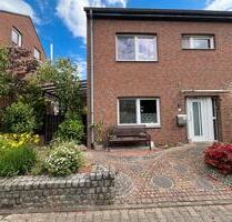 Doppelhaushälfte - 450.000,00 EUR Kaufpreis, ca.  163,00 m² in Mönchengladbach (PLZ: 41179) West