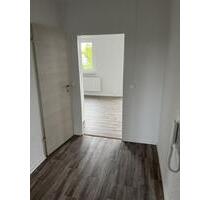 ERSTBEZUG nach SANIERUNG:-) MIT BALKON - Zwickau Neuplanitz