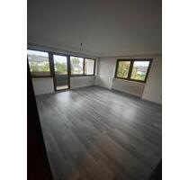 4-Zimmer-Wohnung mit Balkon,Stellplatz und Gäste-WC in Dürrwangen