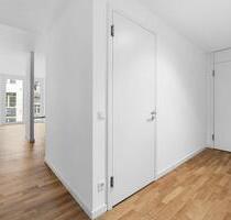 Stilvolle und gehobene Etagenwohnung mit Einbauküche & Aufzug - Berlin