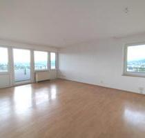 Modernisierte 4-Zimmer-Wohnung mit grandiosem Ausblick über ganz Kulmbach!