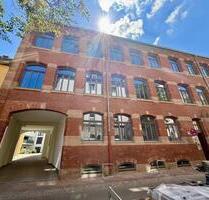 Erstbezug: Helle Loft-Wohnung in Nürnberger Szeneviertel