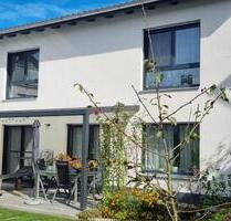 Neuw Massiv Stadtvilla großzüg. Raumaufteilung hochw. Naturbaust. - Rosenheim Innenstadt