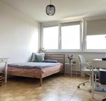 Ein Zimmer Wohnung am Zoo - 490,00 EUR Kaltmiete, in Leipzig (PLZ: 04105) Mitte