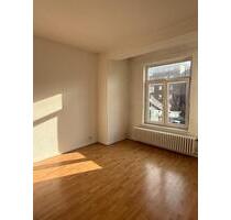 Schönes Zimmer in 2er-WG - 464,00 EUR Kaltmiete, ca.  56,00 m² in Kiel (PLZ: 24116) Schreventeich