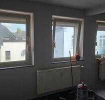 Renovierte 1-Zimmer-Wohnung mit Einbauküche in Hundsangen