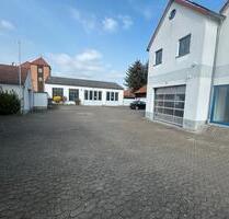 Autohaus mit Werkstatt zu Vermieten - Schwarzach am Main