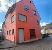 Haus zu verkaufen - 200.000,00 EUR Kaufpreis, in Gückingen (PLZ: 65558)