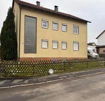 3 Familien Haus in Pleystein - 210.000,00 EUR Kaufpreis, ca.  235,00 m² in Pleystein (PLZ: 92714)