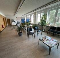 Arnsberg-Neheim: barrierefreie Büro-Praxisfläche am Engelbertplatz im 2. OG