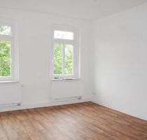 Großzügige 3-Raum-Altbauwohnung mit Einbauküche - Chemnitz