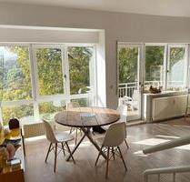 Exklusive 2,5-Zimmer-Maisonette mit Galerie, Süd-West-Balkon – möbliert auf Zeit - Stuttgart Vaihingen