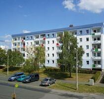 Helle 3 -Raumwohnung mit Tageslichtküche und Badewanne - Plauen Altstadt