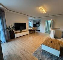 Moderne 3,5 Zimmer Maisonette Wohnung im Erdgeschoss mit Garten - Gelnhausen