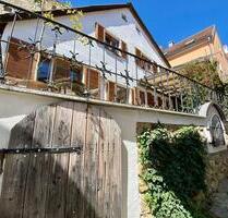Kleines Haus in ruhiger Lage. Wohlfühlen im Herzen von Laaber!