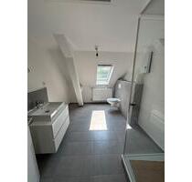 Erstbezug nach Komplett-Renovierung - 2 Zimmer Dachgeschoss - Siegen Weidenau