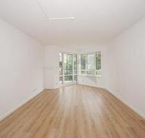 Modern sanierte 2-Zimmer-Wohnung mit Balkon in Schedewitz - Zwickau