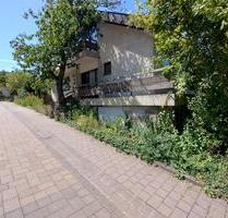 Geräumiges Einfamilienhaus mit Garten (Einliegerwohnung möglich) - Grolsheim