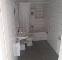 1 Raum Wohnung - 450,00 EUR Kaltmiete, in Güstrow (PLZ: 18273)