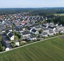 Erstbezug nach Fertigstellung! Geräumiges Reihenmittelhaus in ruhiger Lage! - Roth