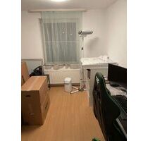 3 Zimmer Wohnung EBK - 800,00 EUR Kaltmiete, ca.  65,00 m² in Sinsheim (PLZ: 74889)