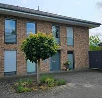 Erdgeschosswohnung Wohnung im Zweifamilienhaus - Rietberg
