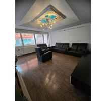 attraktive 4-Zimmer-Wohnung mit eigenem Eingang - Dierdorf