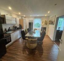 Charmante 3,5 Zimmer-Wohnung mit Einbauküche, Keller & Stellplatz - Schramberg