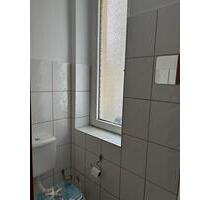 RENOVIERTE 3,5 RWG-100 qm-WG geeignet-45359 Essen-Frintrop