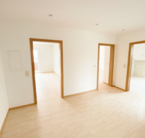 4 Zimmer - Wohnung - neu renoviert - Nittenau
