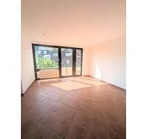 Gerresheim: Frisch renoviert mit Balkon + Küche!! - Düsseldorf Stadtbezirk 7