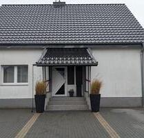 Freistehendes Einfamilienhaus mit Garage Provisionsfrei - Duisburg Hochheide