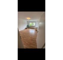 Helle 2 Zimmer Wohnung mit großem Garten und Balkon - Mannheim Gartenstadt