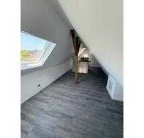 Kernsanierte 3,5-Zi.-Maisonettewohnung mit Einbauküche & Klima - Uhingen