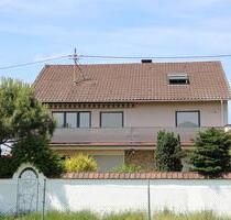 Freisbach, Schlittweg 23, 3 ZKB, Balkon ca. 95m²