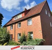 Gemütliche Dachgeschosswohnung in stadtnaher Wohnlage! - Nienburg (Weser)
