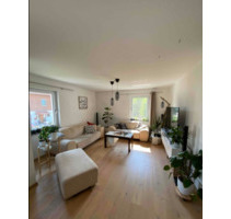 Schönes Zimmer (15m2) in Berufstätigen-WG (130qm) - Rosenheim Aising