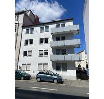 4-Zimmer Wohnung 100 qm, neu renoviert, hell und zentral gelegen - Nürnberg Altstadt, St. Lorenz