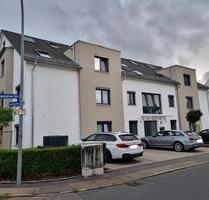 Helle, neuwertige 3-Zimmer-Wohnung mit Balkon - Oedheim