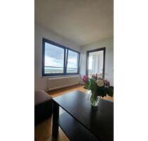 Helle 2-Zimmer-Wohnung zur Untermiete - Griesheim