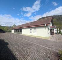 Vielseitig nutzbare Gewerbeimmobilie in Annweiler am Trifels | 12 Parkplätze