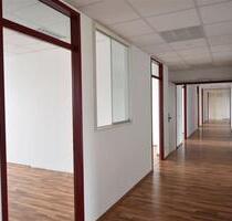 Ab dem 01.01.26! Gepflegte Gewerbeeinheit in Lierenfeld - Düsseldorf Stadtbezirk 8