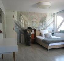 Schicke 1,5 Zi. Penthouse-Whg. in Stuttgart-Sillenbuch, TG-Stellp