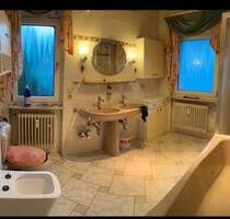 3 Zimmerwohnung mit Wintergarten zu Vermieter 800 € - Schotten