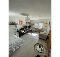 Sonniges 20 m²-Zimmer in 3er WG mit Balkon & Wohnzimmer - Stuttgart Stuttgart-Süd