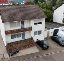 Miesau: Ein- Zwei Familienhaus mit Garage, Balkon, flachen Garten - Bruchmühlbach-Miesau